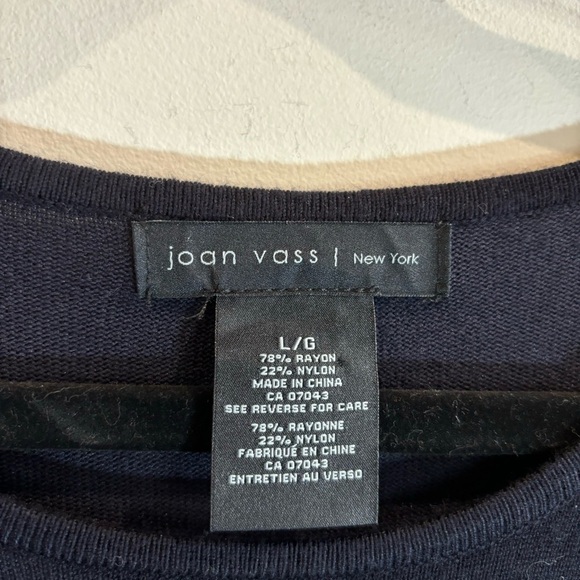 JOAN VASS Sz L Crew Neck Back Pleat Long Sleeve Flowy Slinky Long Line Tunic Top - Picture 3 of 8